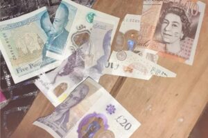 A mulher compartilhou uma publicação para explicar o que aconteceu