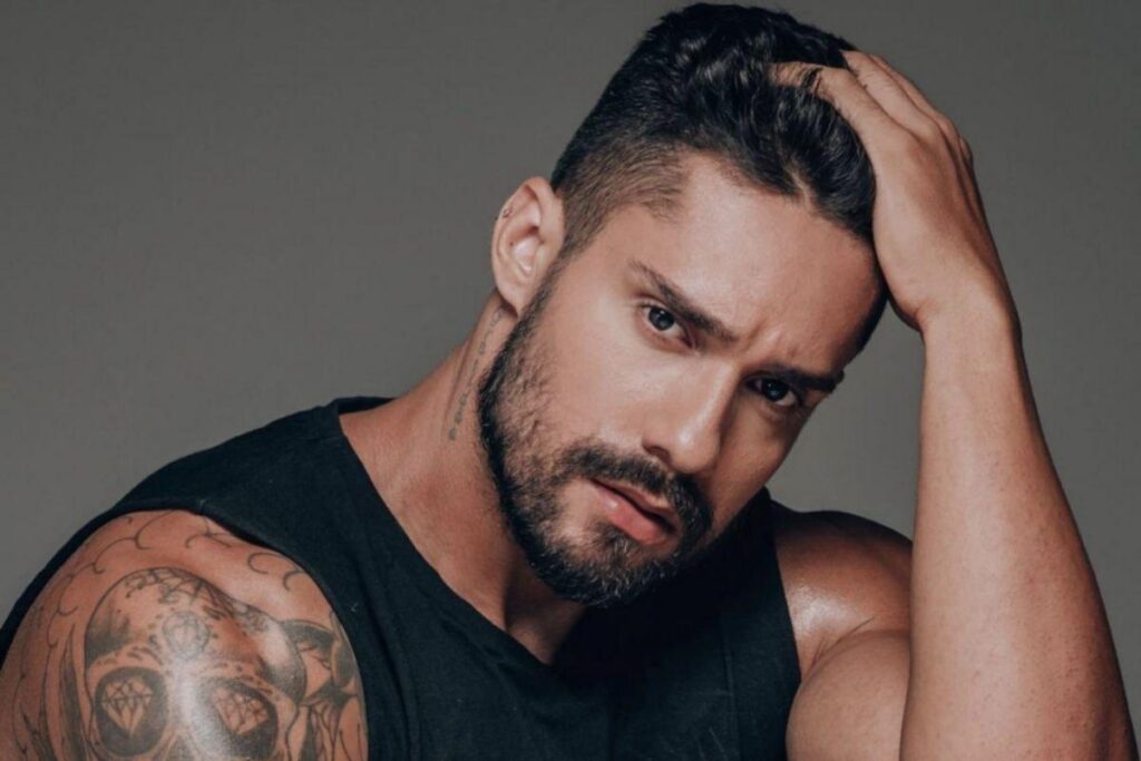 Arcrebiano Araújo, de 29 anos, que integra o grupo Pipoca do reality