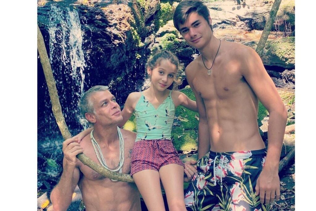 João completou 18 anos