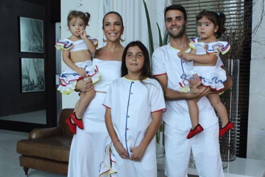 A família se derreteu pelas pequenas