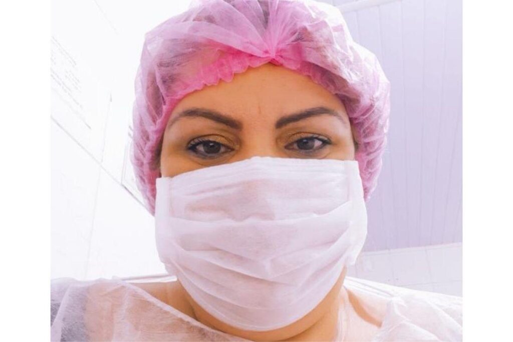 Ela perdeu os pais e o irmão para a doença