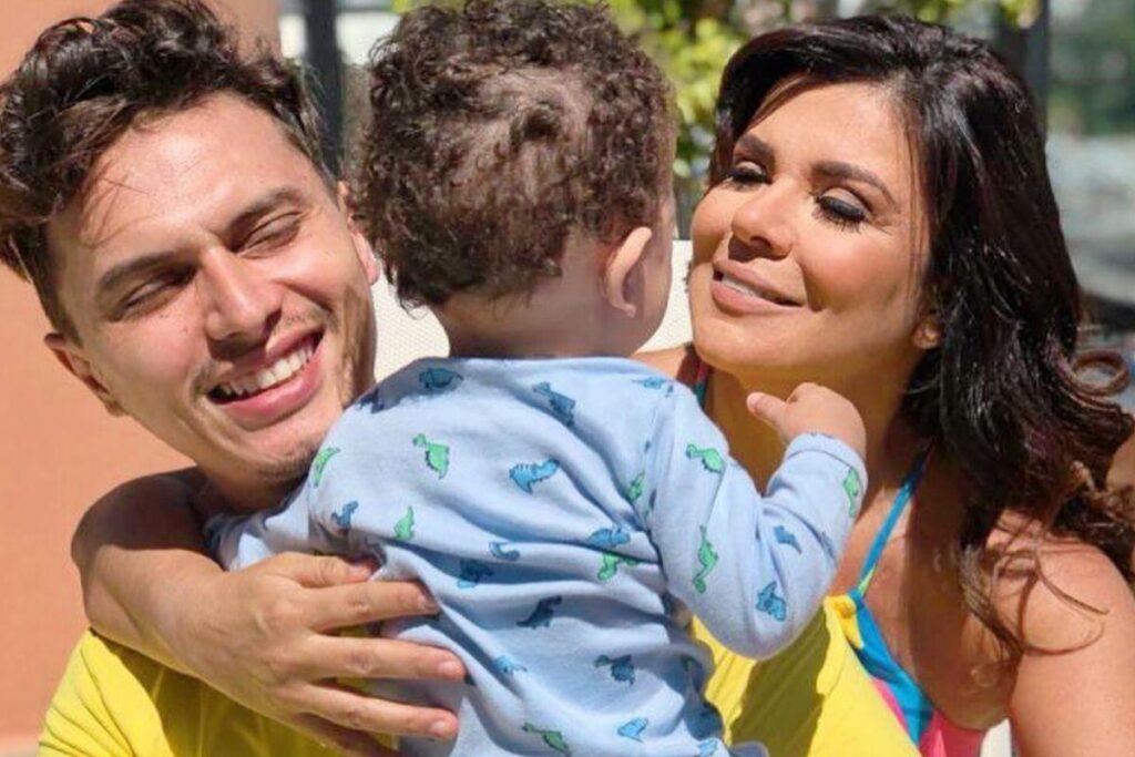 Ela contou que vai mostrar o rosto do filho em breve