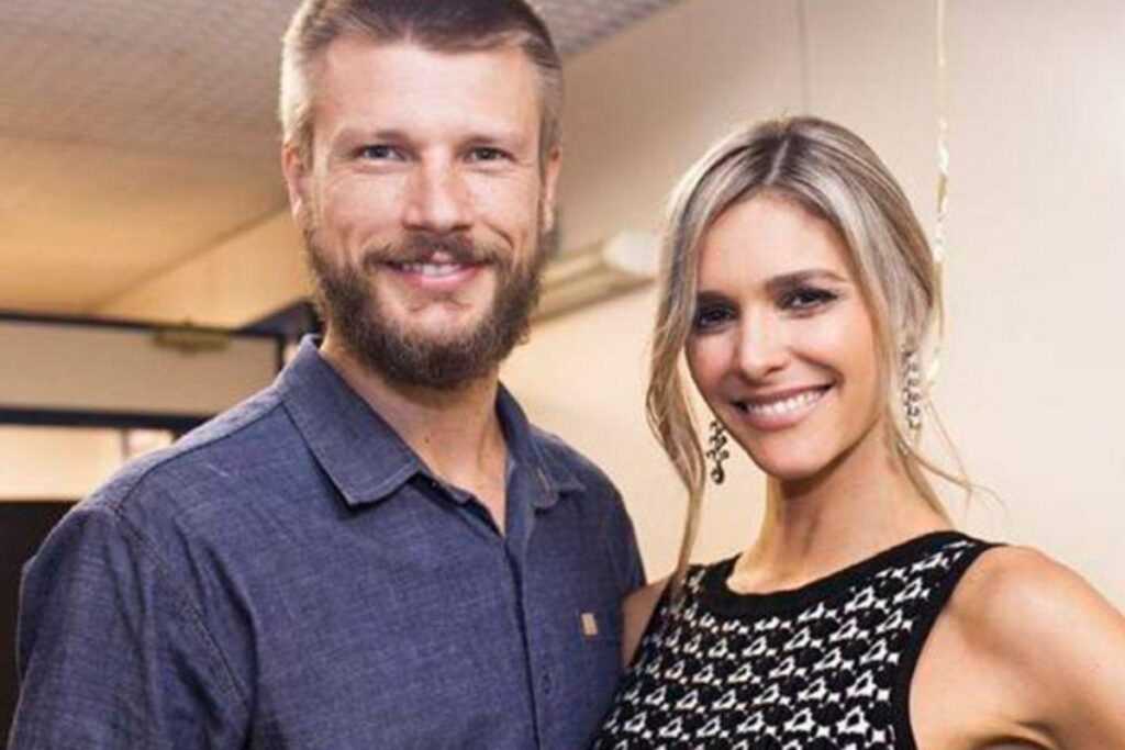 Rodrigo Hilbert constrói casinha para filha