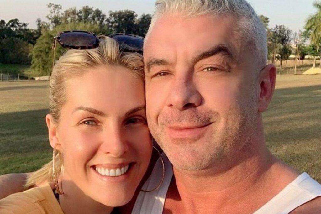 Ela e o marido estão casados há 22 anos