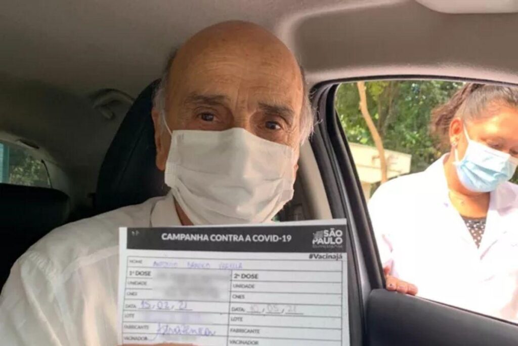 Drauzio Varella tomou a primeira dose da vacina na segunda-feira