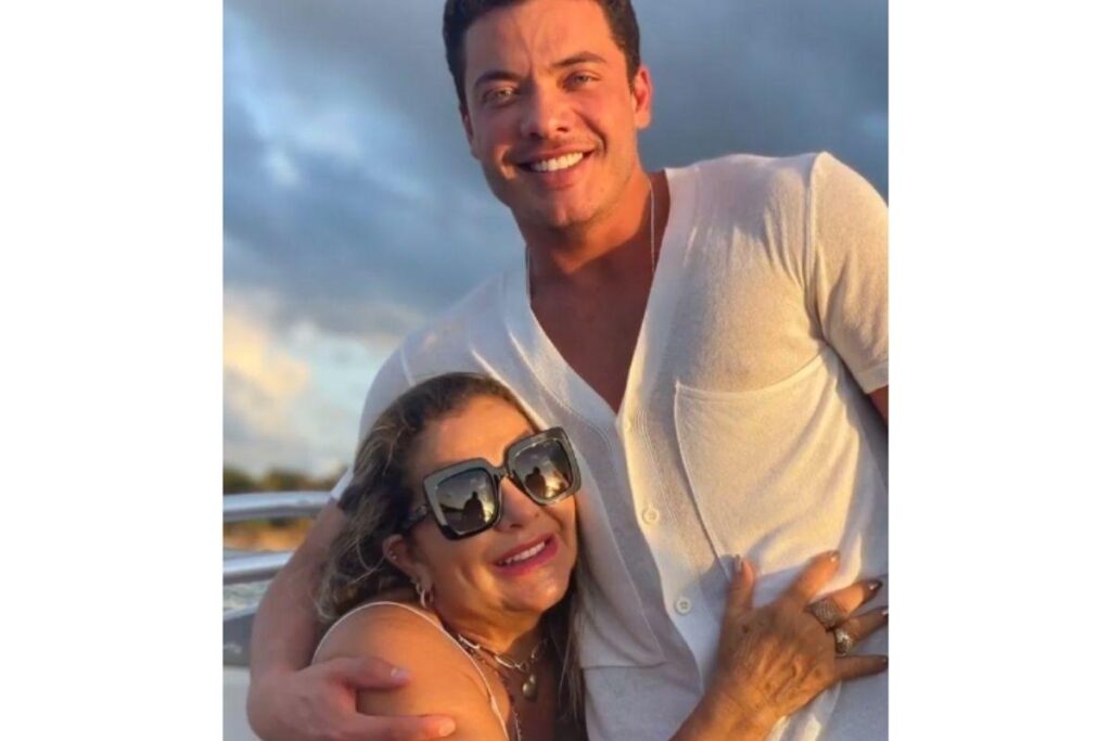 Wesley Safadão e a mãe