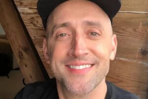 Paulo Gustavo posta vídeo com Romeu e explode fofurômetro na web