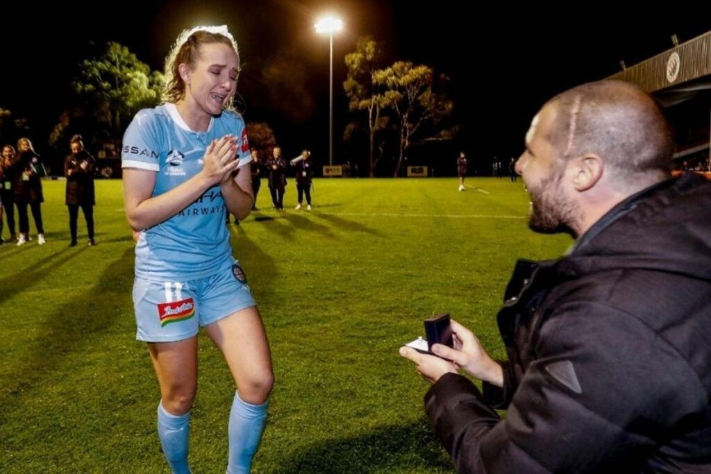 Jogadora abandona carreira para apoiar namorado com câncer