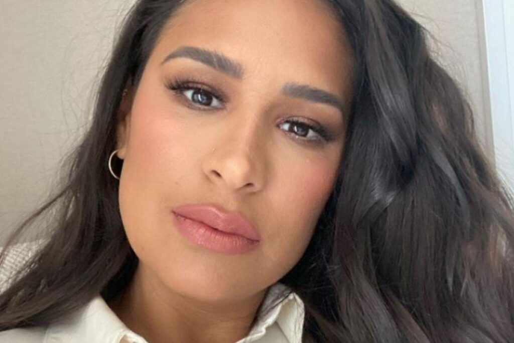 Simone fala das madrugadas com Zaya