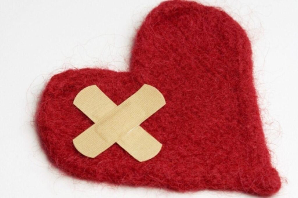 A cada 10 pacientes, 8 ainda continuam apresentando sintomas de covid duas semanas após recuperação, podendo interferir na qualidade de vida