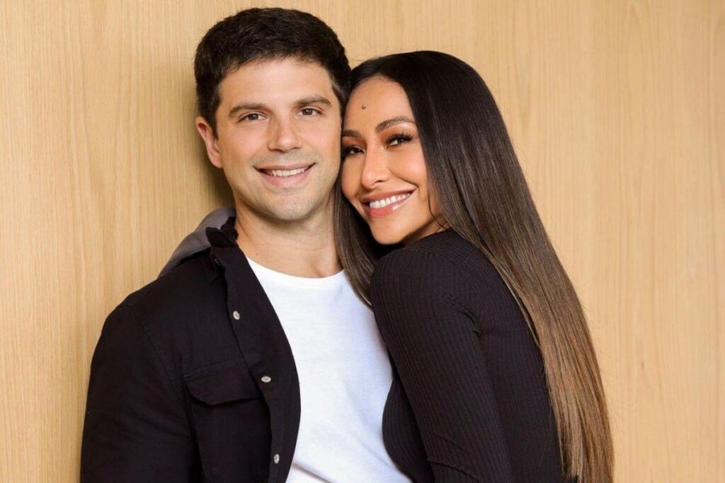 Sabrina Sato e Duda Nagle levam a filha Zoe para passar uns dias de folga na natureza