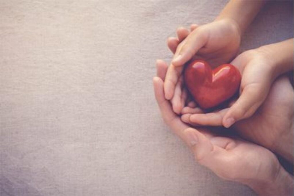 Menina de 13 anos com deficiência múltipla é adotada