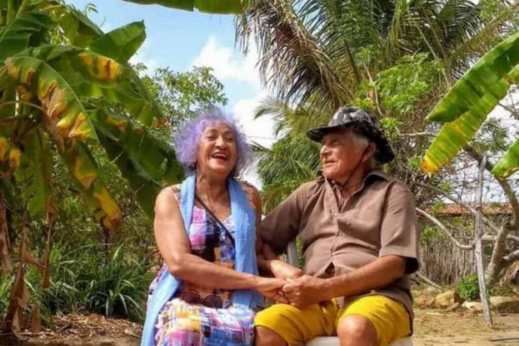 Casal proibidos de se casar quando jovens se reencontram e realizam o sonho 63 anos depois