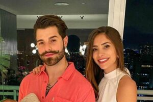 Romana Novais encanta a web ao posar com Ravi e Raika