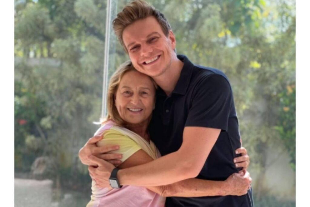 Michel Teló faz declaração à mãe