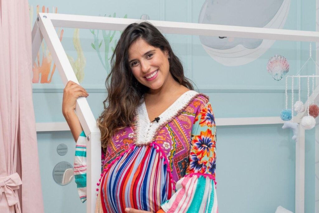 Camilla Camargo abriu as portas do quarto do bebê