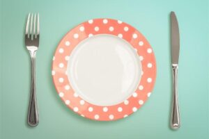 É fundamental oferecer para as crianças uma alimentação balanceada