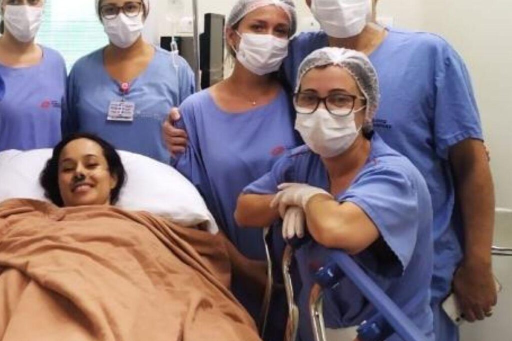 Mãe dá à luz em pronto-atendimento no Paraná