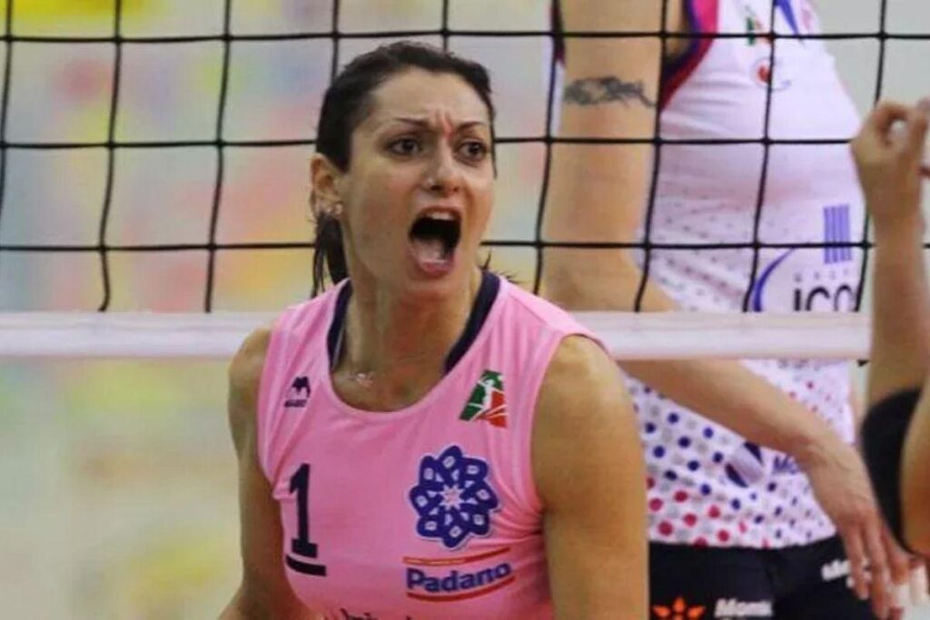 Lara Lugli está sendo processada pelo clube Volley Pordenone por ter engravidado sem avisar que queria ser mãe