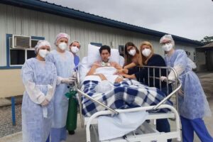 O paciente internado com covid-19 foi o primeiro a participar do projeto “Luz do Dia”