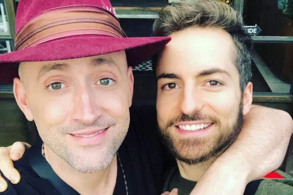 Thales Bretas compartilha momento de oração pela saúde de Paulo Gustavo