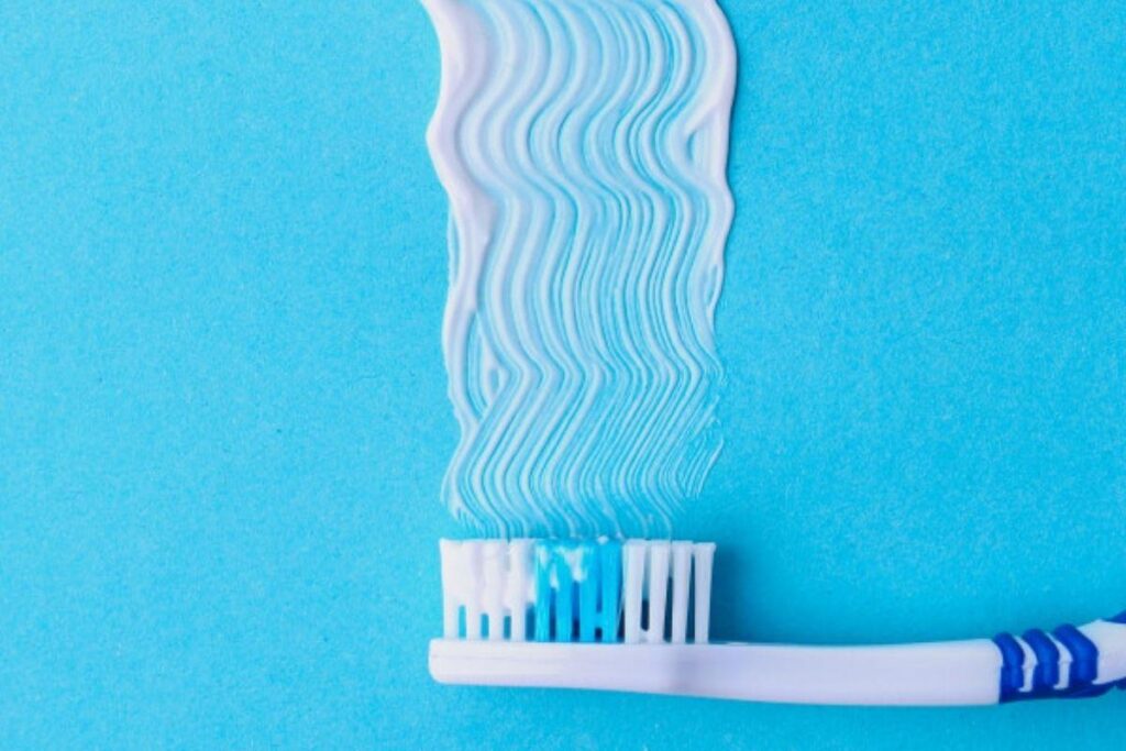 A família pode ajudar a criança que tem medo de dentista