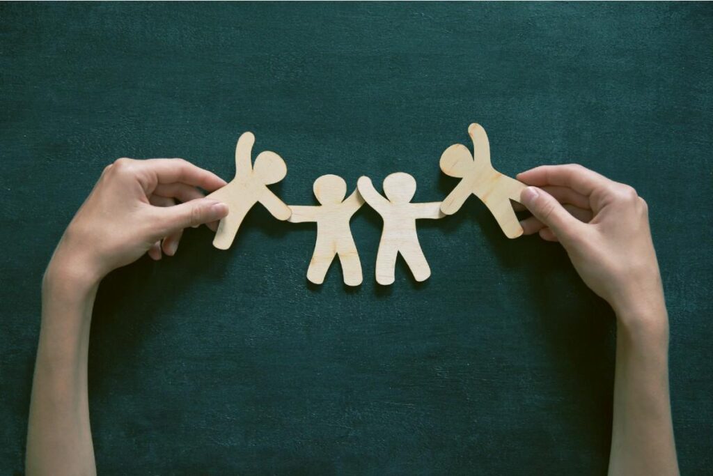 Pais biológicos e adotivos tem o direito de tirar a licença-paternidade