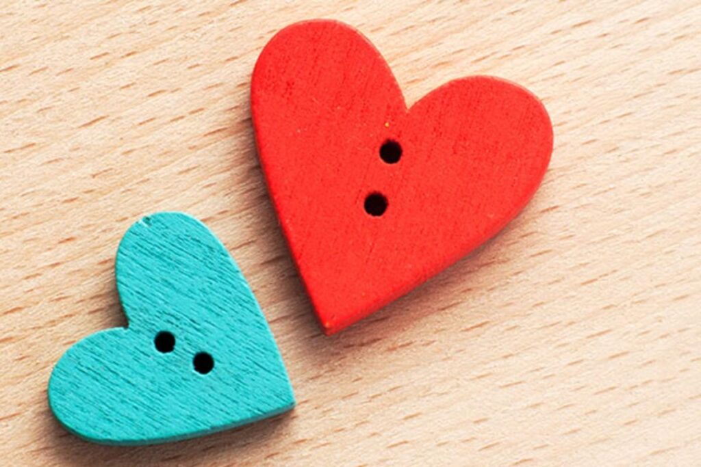 Criança com paralisia cerebral arrasa na dança com a ajuda de terapeutas