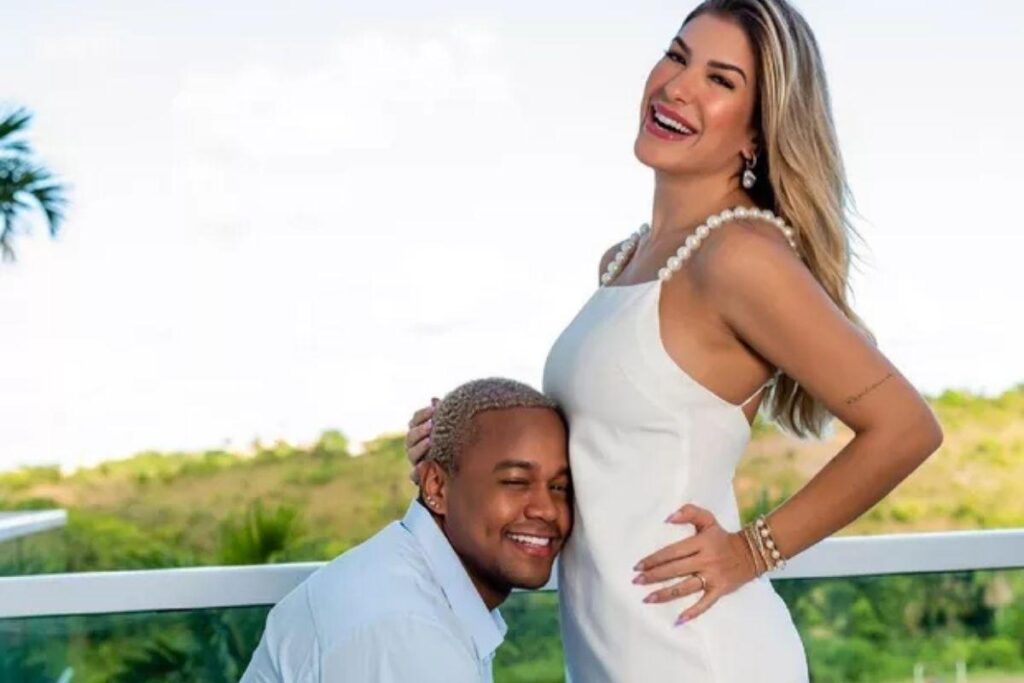 Lore mostra perrengue da gravidez