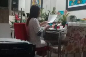 Mãe fala de aulas online