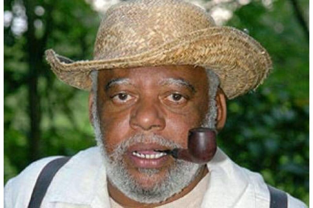 João Acaiabe, ator de Tio Barnabé, de ‘Sítio do Picapau Amarelo’, não resiste à covid-19