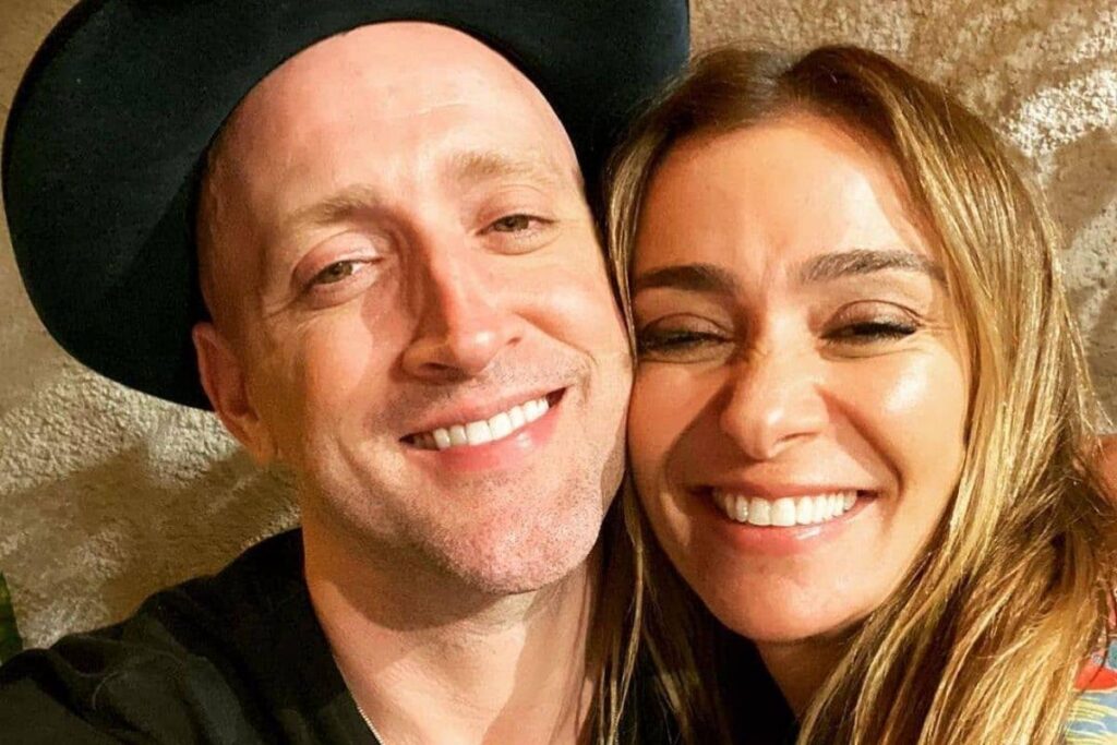 Mônica Martelli comemora sinais de recuperação de Paulo Gustavo