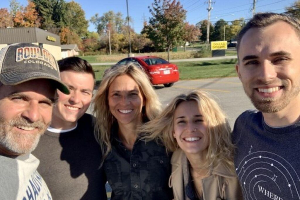 Mãe faz relato sobre ter filhos adultos