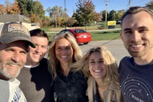 Mãe faz relato sobre ter filhos adultos