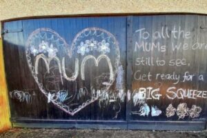 “Um sorriso percorre um longo caminho”