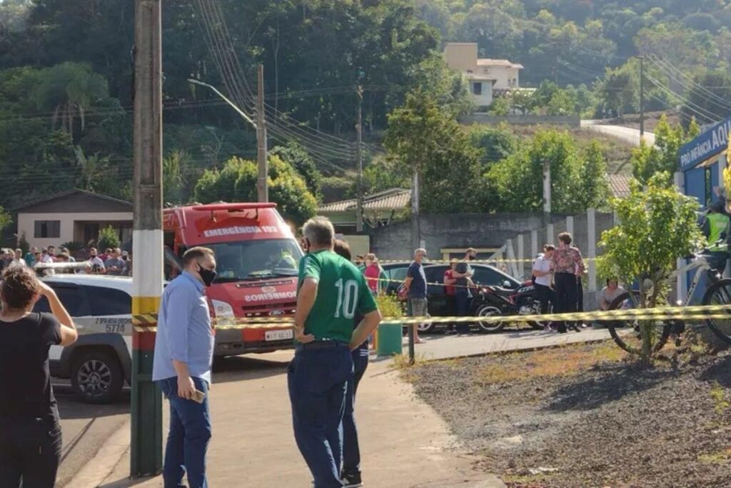 O adolescente feriu as vítimas da escola com facão nesta terca-feira, 4 de maio