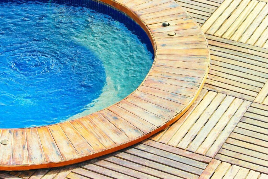 Miguel se salvou ao cair na piscina porque aprendeu a nadar