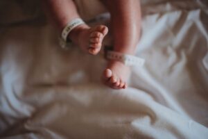 Bebê nasce com anticorpos contra a covid-19 em SC: “Uma dose de esperança”