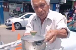 Idoso cria fogão solar