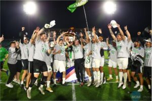 Alunos brasileiros vencem maior torneio universitário de futebol nos EUA