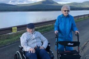 Casal de 94 anos ensina como manter o amor e união no relacionamento durante a pandemia