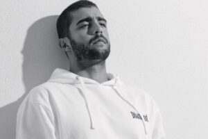 Cintia Dicker fala da convivência com os filhos do marido