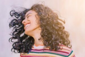 A campanha retrata diversos tipos de corpos após o parto, fazendo com que as mulheres se sintam representadas com o que veem na publicidade e nas redes sociais