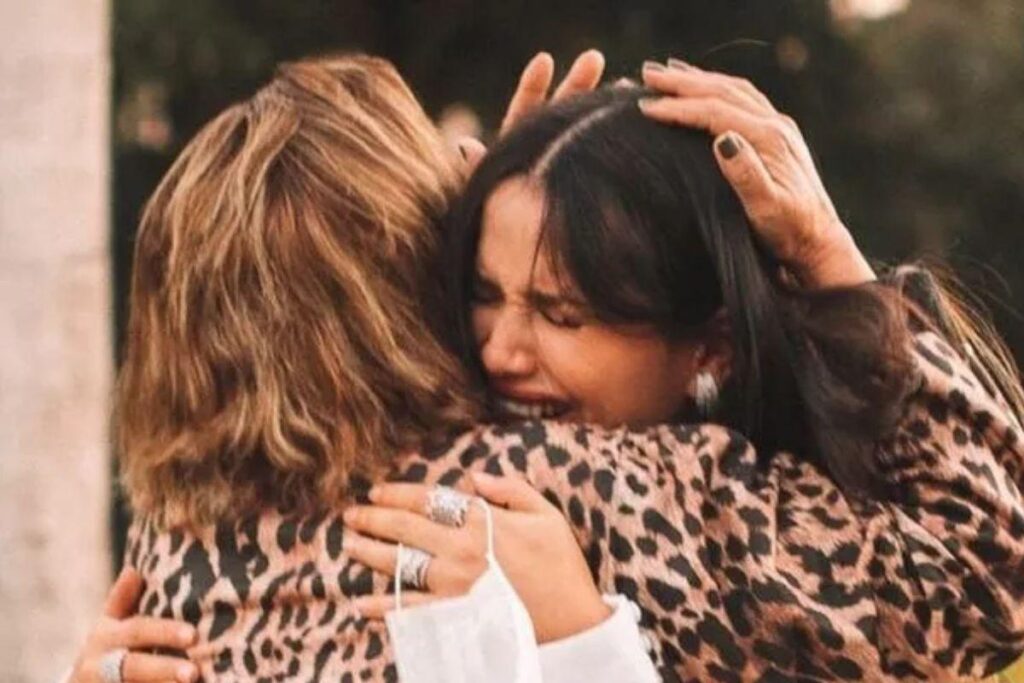 Juliette compartilha reencontro com a mãe