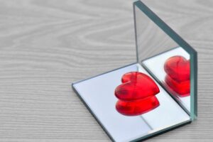 Os livros podem introduzir assuntos muito importantes dentro de casa