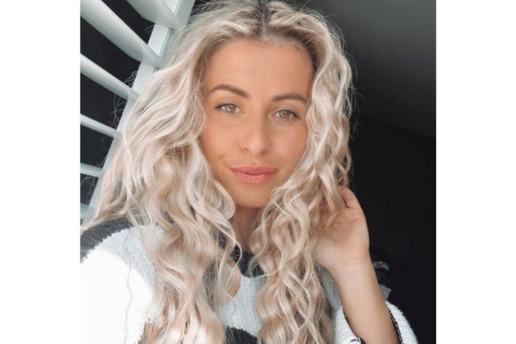 Ela mantém o cabelo por 10 anos