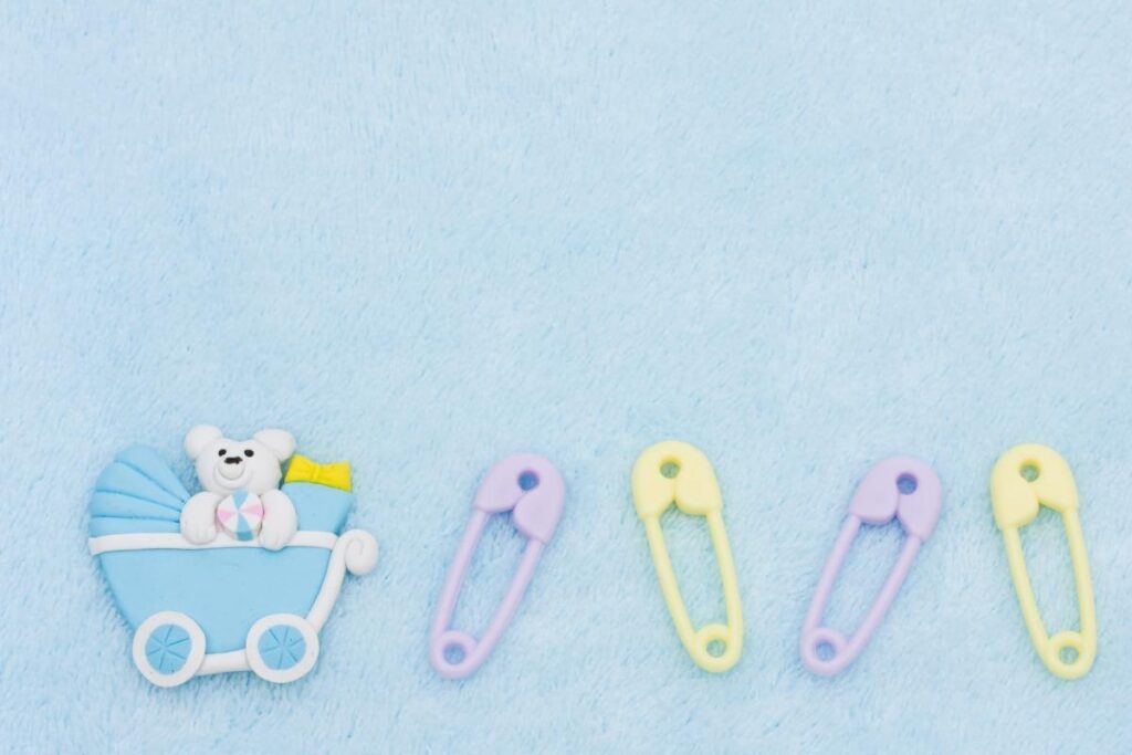 Cesária de urgência termina com corte profundo no rosto de recém nascida