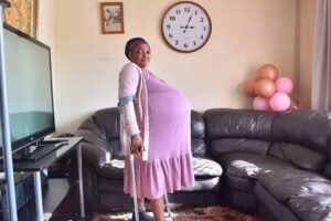 Mãe que deu à luz 10 filhos pede doações após deixar emprego para cuidar dos bebês