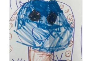 Uma mulher resolveu compartilhar uma história com a filha no Facebook: isso porque a menina fez um desenho da mãe com piolho