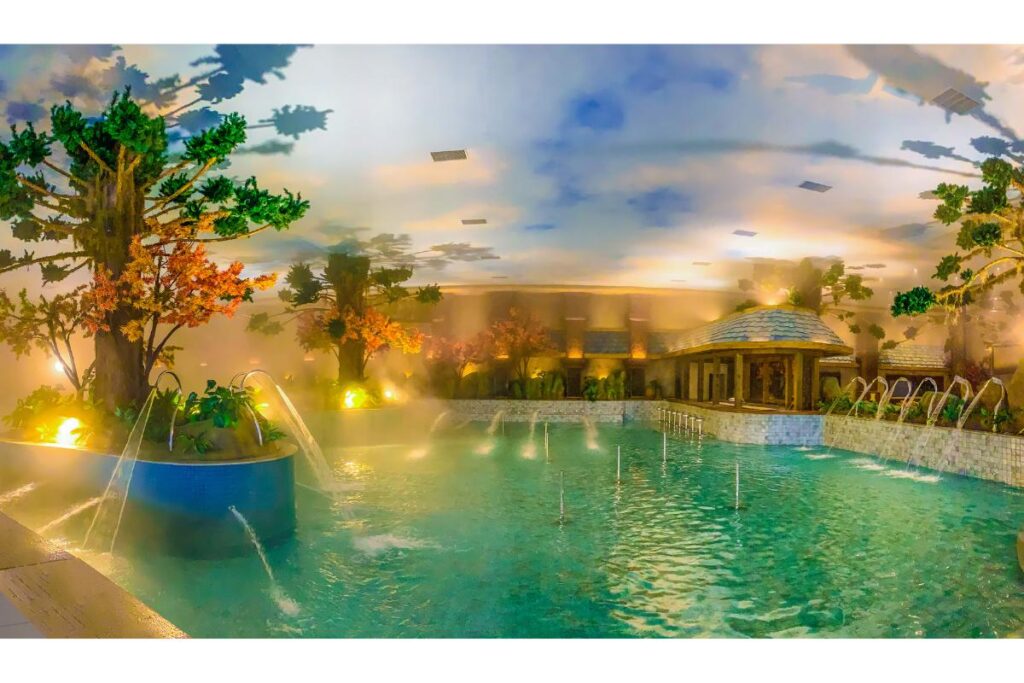 Os visitantes poderão se deliciar nas piscinas climatizadas durante o ano todo!